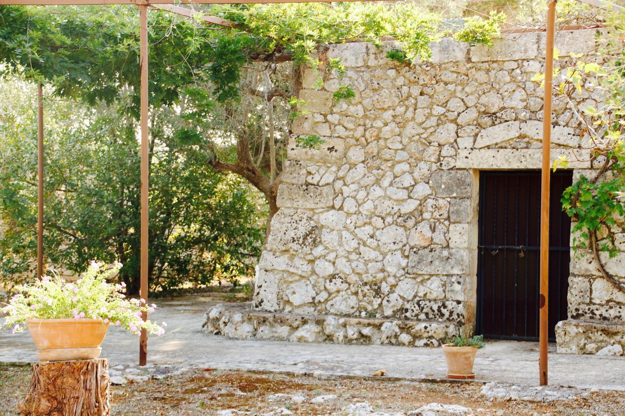 Hotel Tenuta Le Crie à Muro Leccese Extérieur photo